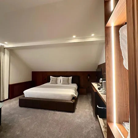 Restaurant & Les Planets Les Rasses