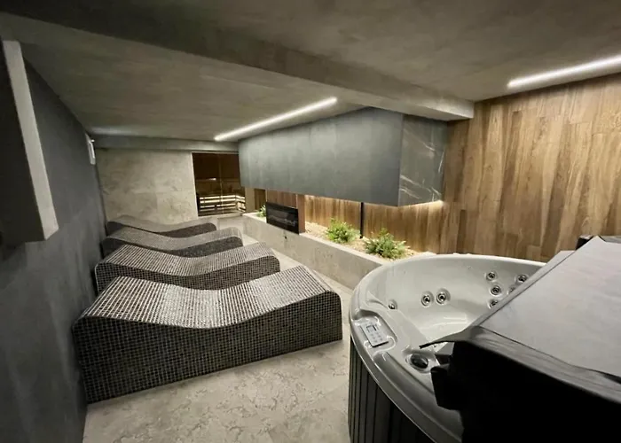 ホテル Restaurant & Les Planets Les Rasses