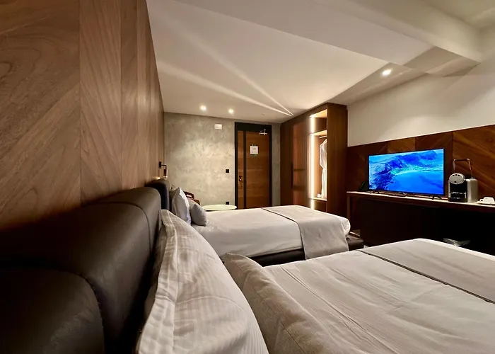 Hotel Restaurant & Les Planets *