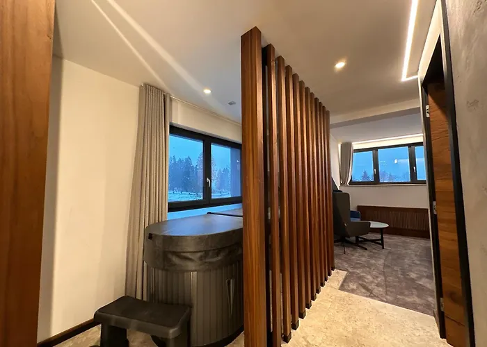 Restaurant & Les Planets Hotel *