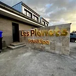 ホテル Restaurant & Les Planets